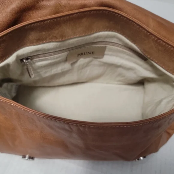 PRÜNE Leather Shoulder Bag - Picture 9 of 11